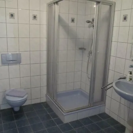 Zum Galik Otel *